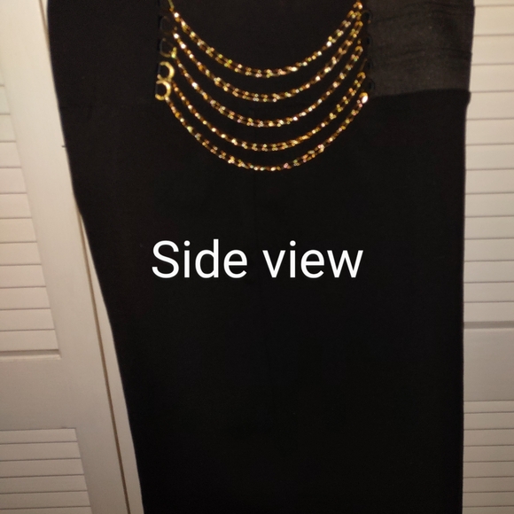 Sapphire Red - Black Pencil Skirt size M, Gold Chain Detailing - Picture 6 of 9